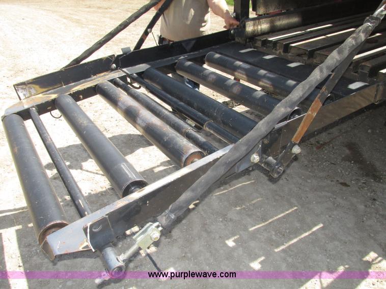 image for item F7383 2002 New Holland BB960S large square baler