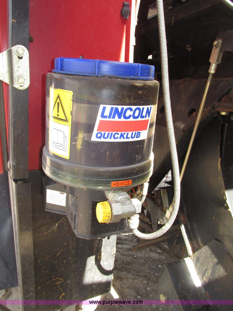 image for item F7383 2002 New Holland BB960S large square baler