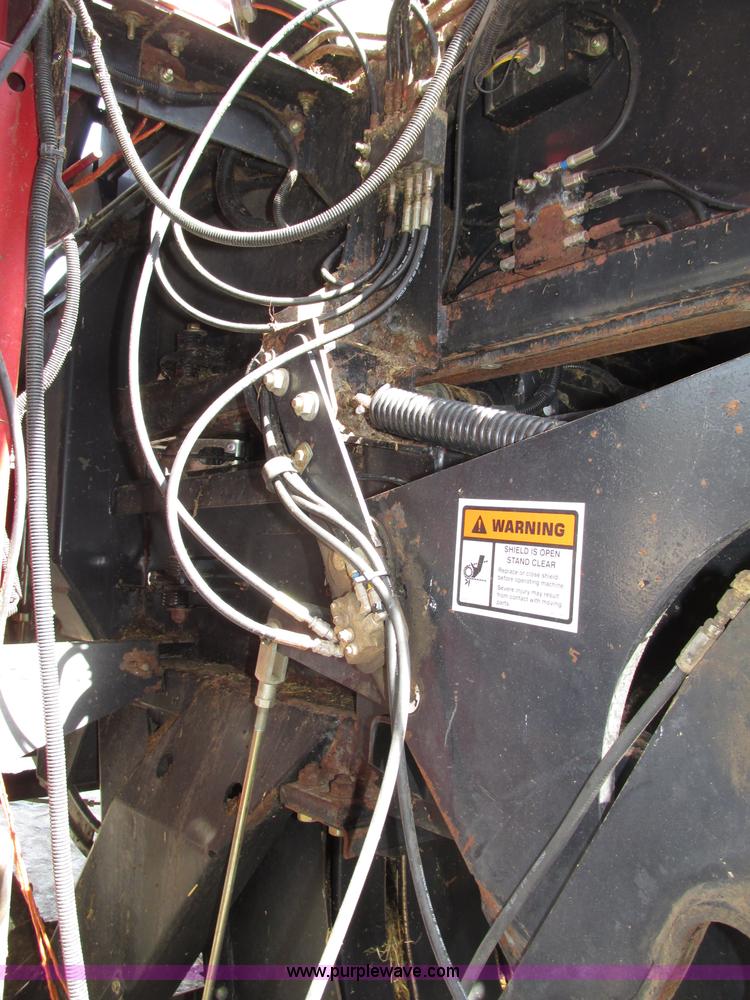 image for item F7383 2002 New Holland BB960S large square baler