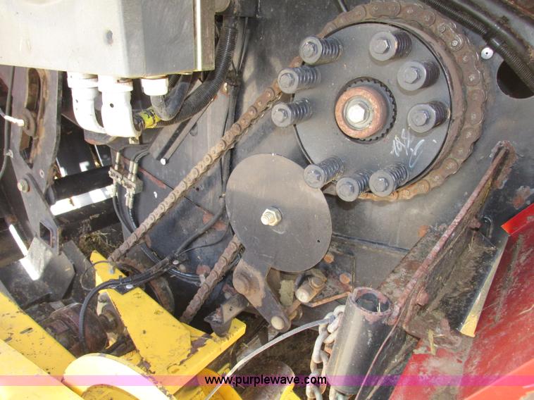 image for item F7383 2002 New Holland BB960S large square baler