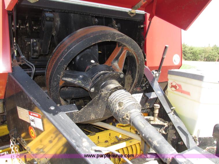 image for item F7383 2002 New Holland BB960S large square baler