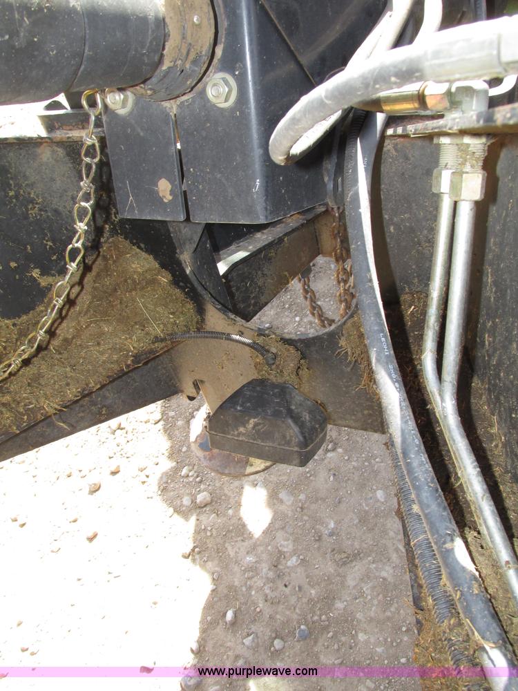 image for item F7383 2002 New Holland BB960S large square baler