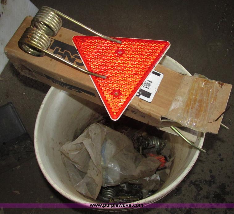 image for item F7383 2002 New Holland BB960S large square baler