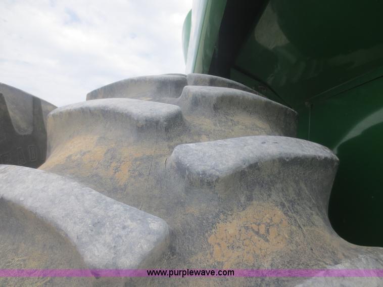 image for item F8270 2006 John Deere 9660 STS RWA combine