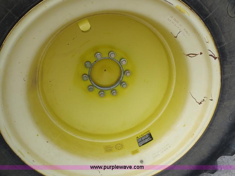 image for item F8270 2006 John Deere 9660 STS RWA combine