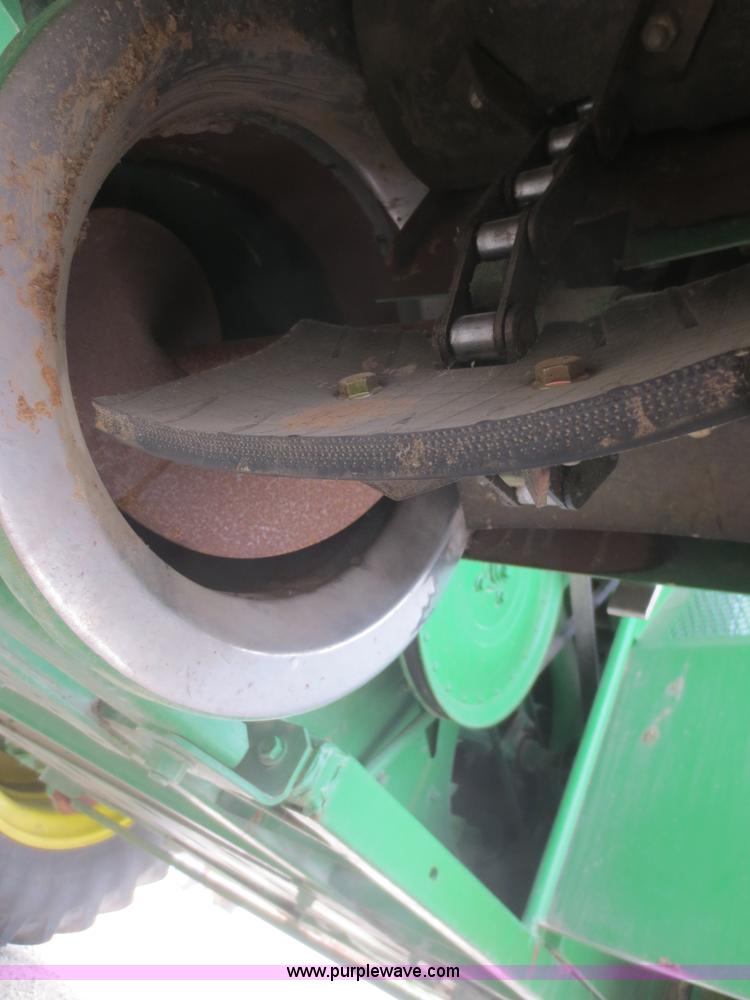 image for item F8270 2006 John Deere 9660 STS RWA combine
