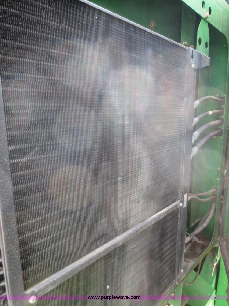 image for item F8270 2006 John Deere 9660 STS RWA combine