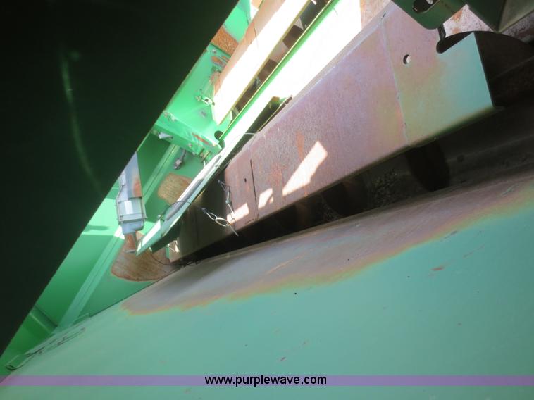 image for item F8270 2006 John Deere 9660 STS RWA combine