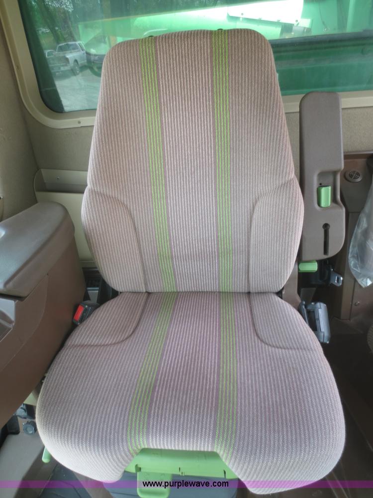 image for item F8270 2006 John Deere 9660 STS RWA combine