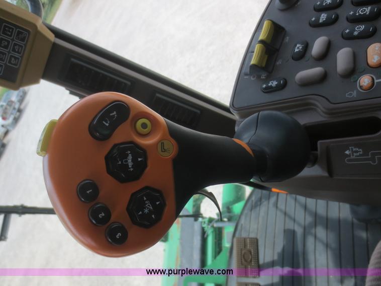 image for item F8270 2006 John Deere 9660 STS RWA combine