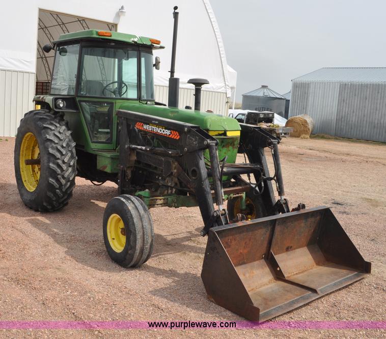 image for item G6473 1976 John Deere 4230 tractor