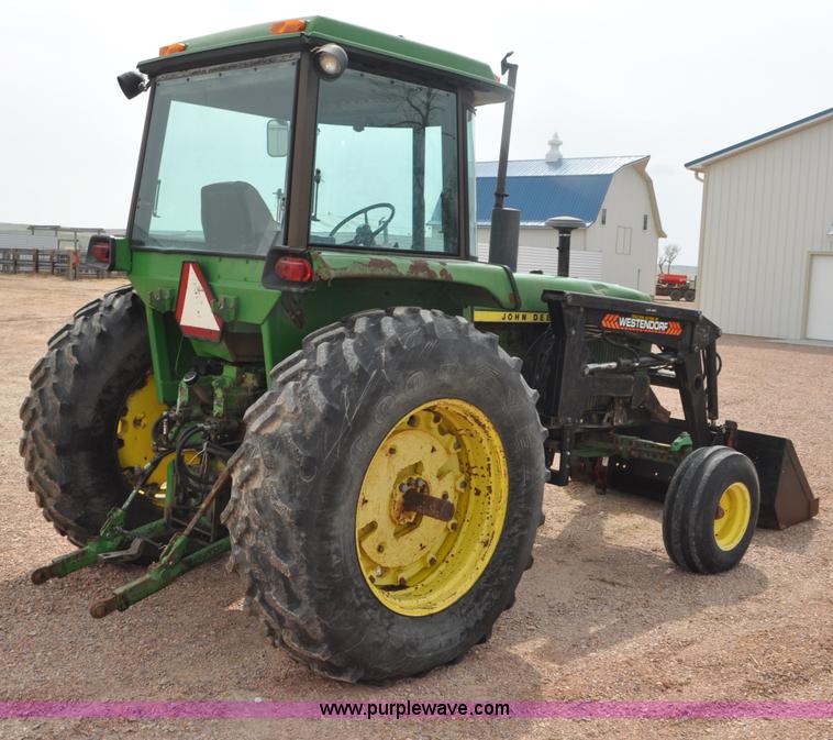 image for item G6473 1976 John Deere 4230 tractor