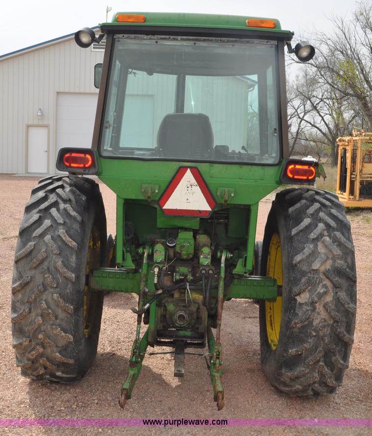 image for item G6473 1976 John Deere 4230 tractor