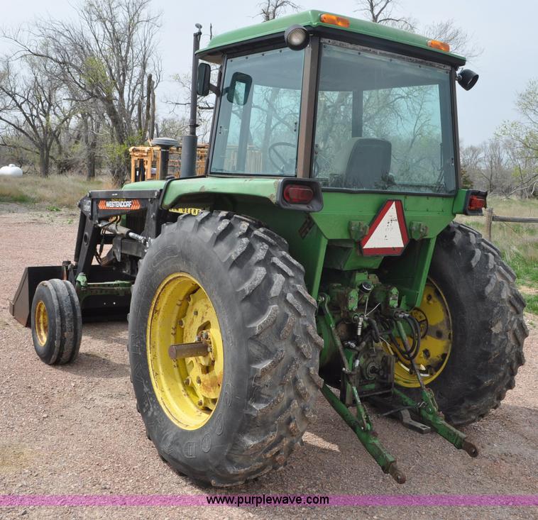 image for item G6473 1976 John Deere 4230 tractor