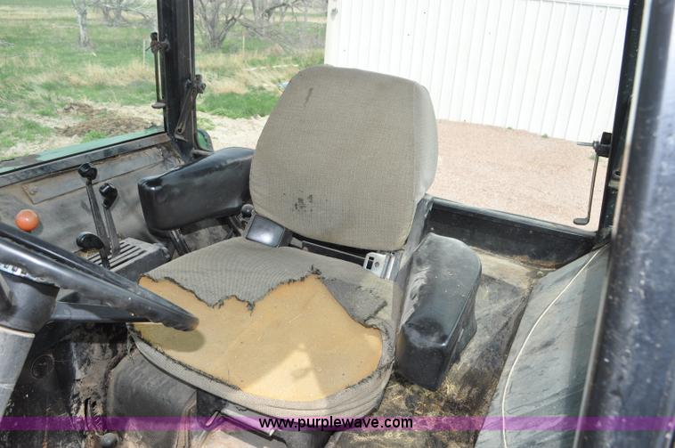 image for item G6473 1976 John Deere 4230 tractor