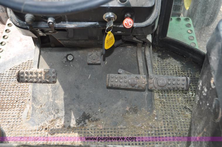 image for item G6473 1976 John Deere 4230 tractor