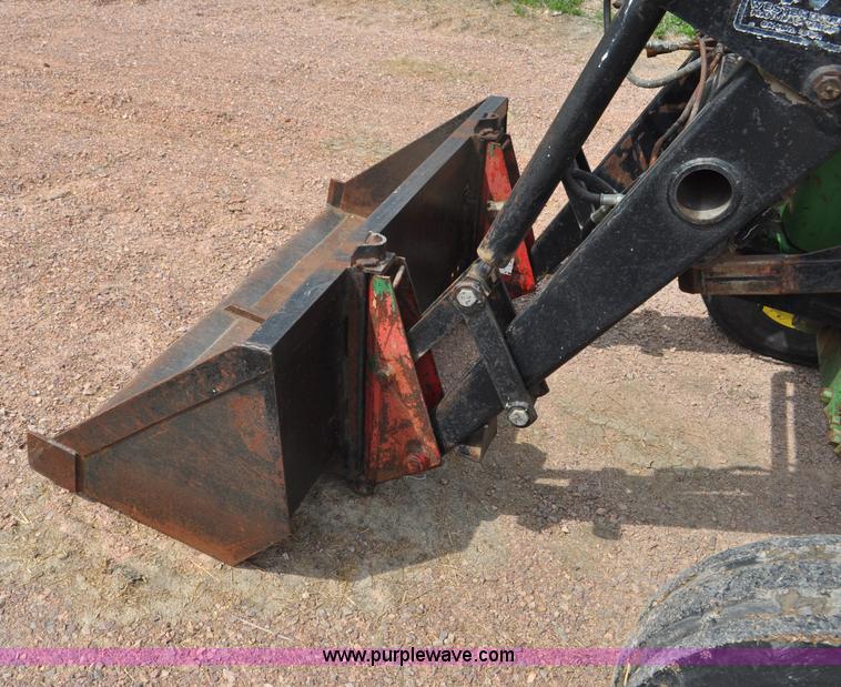 image for item G6473 1976 John Deere 4230 tractor