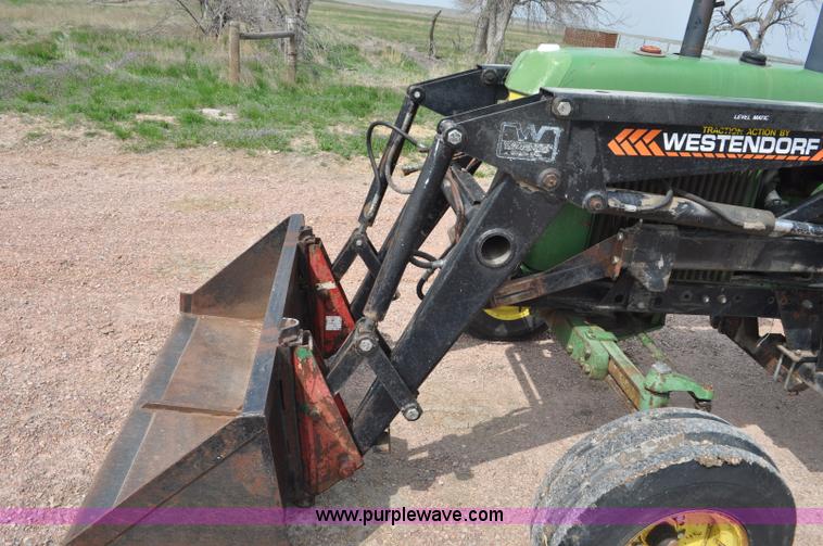 image for item G6473 1976 John Deere 4230 tractor