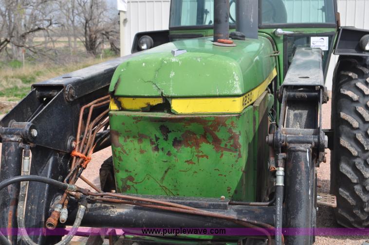 image for item G6473 1976 John Deere 4230 tractor