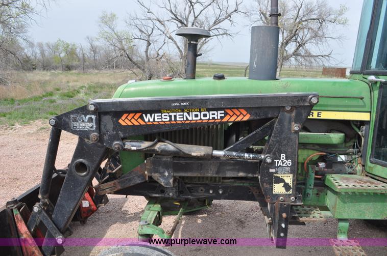 image for item G6473 1976 John Deere 4230 tractor