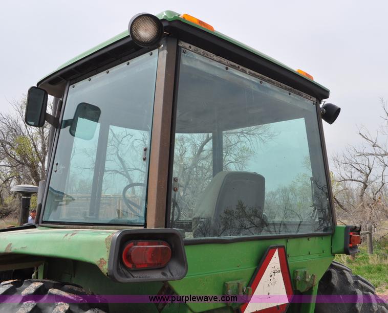 image for item G6473 1976 John Deere 4230 tractor