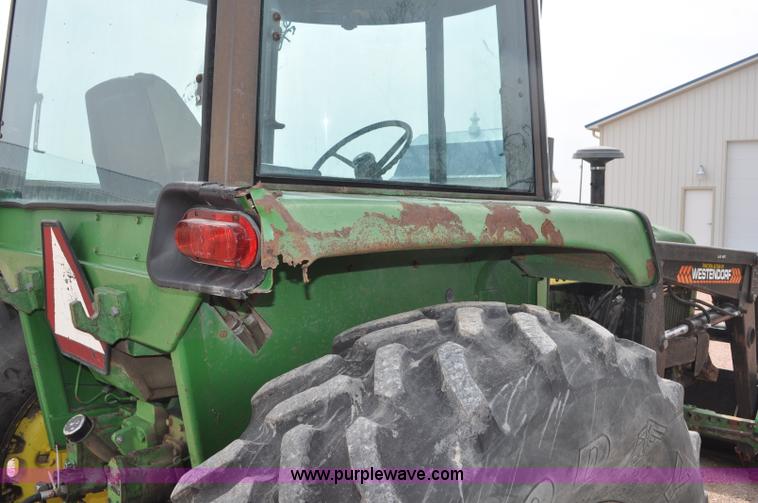 image for item G6473 1976 John Deere 4230 tractor