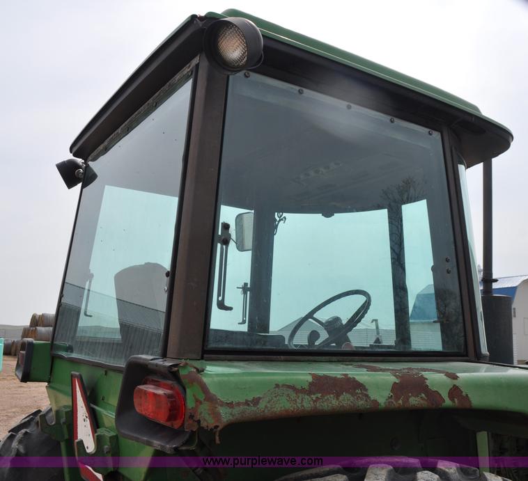 image for item G6473 1976 John Deere 4230 tractor