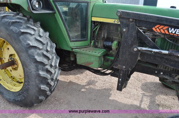 image for item G6473 1976 John Deere 4230 tractor