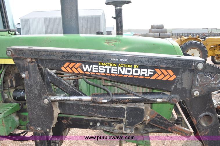 image for item G6473 1976 John Deere 4230 tractor