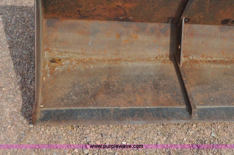 image for item G6473 1976 John Deere 4230 tractor