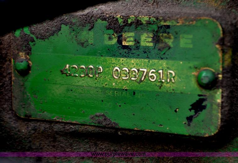 image for item G6473 1976 John Deere 4230 tractor