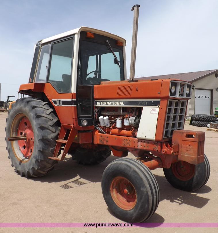 image for item H1937 International Hydro 186 tractor