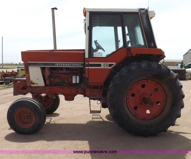 image for item H1937 International Hydro 186 tractor