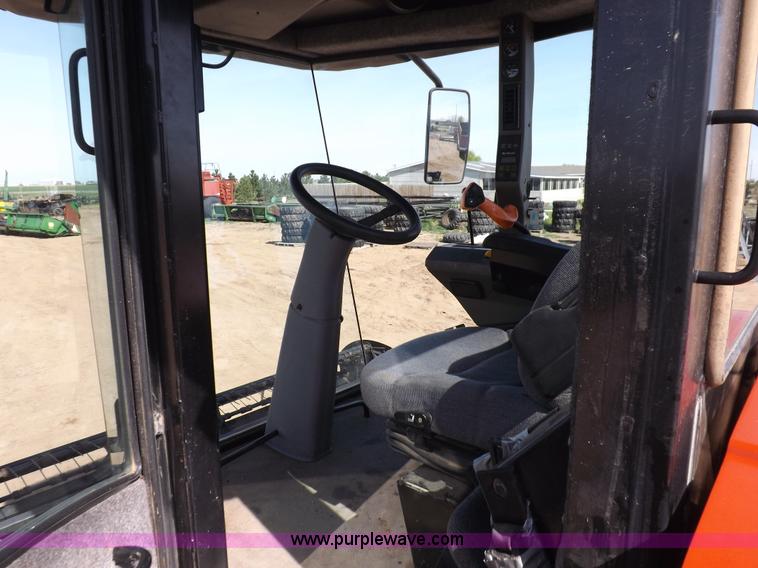 image for item H1939 2002 Mac Don 9352 Turbo swather