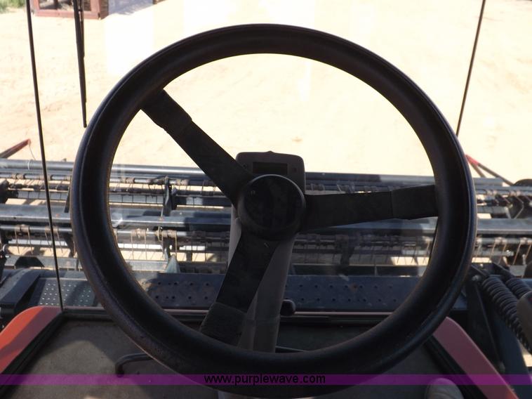 image for item H1939 2002 Mac Don 9352 Turbo swather