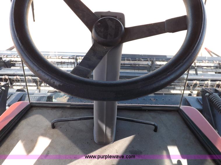 image for item H1939 2002 Mac Don 9352 Turbo swather