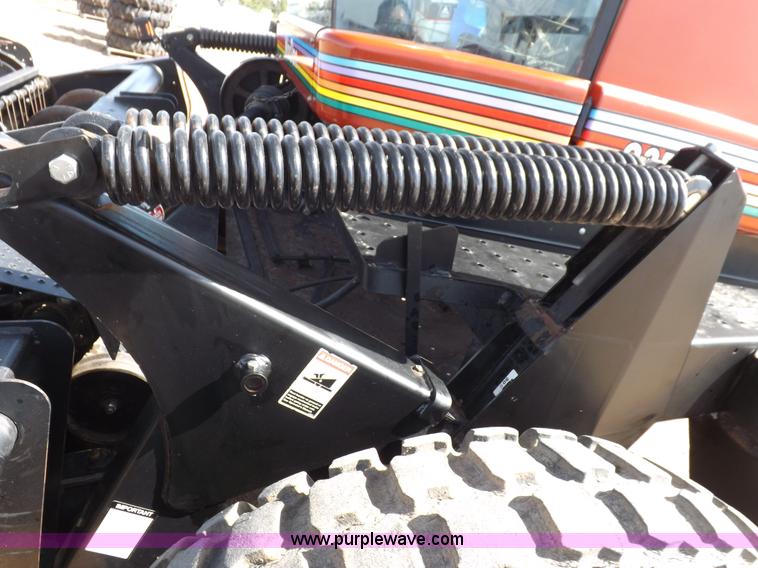 image for item H1939 2002 Mac Don 9352 Turbo swather