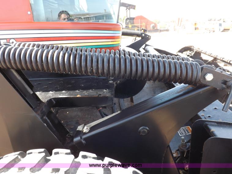 image for item H1939 2002 Mac Don 9352 Turbo swather