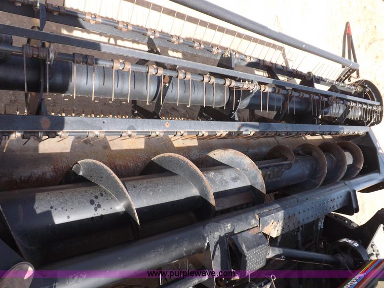 image for item H1939 2002 Mac Don 9352 Turbo swather