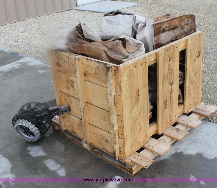 image for item H2106 (12) John Deere floating row cleaners with depth bands