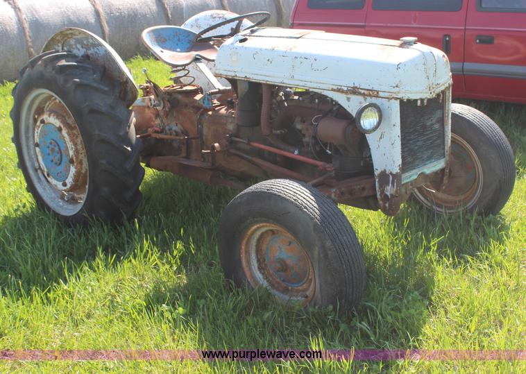 image for item H2652 Ford 9N tractor