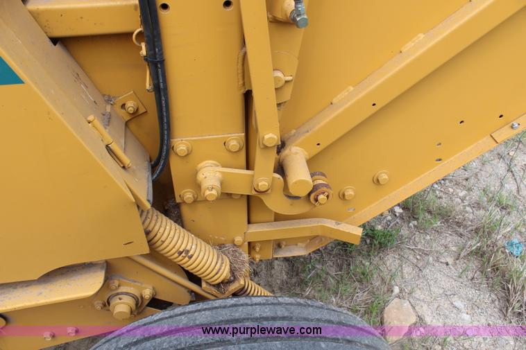 image for item H2661 1998 Vermeer 504 Super I round baler