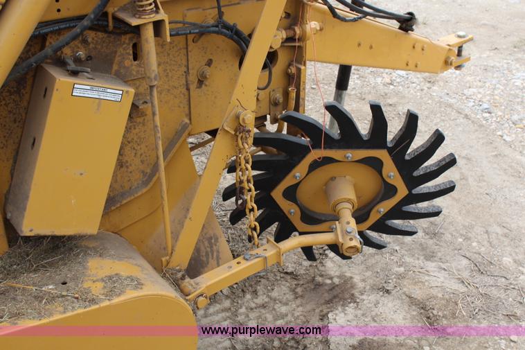 image for item H2661 1998 Vermeer 504 Super I round baler