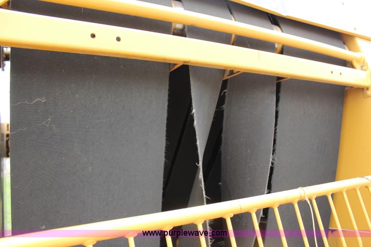 image for item H2661 1998 Vermeer 504 Super I round baler