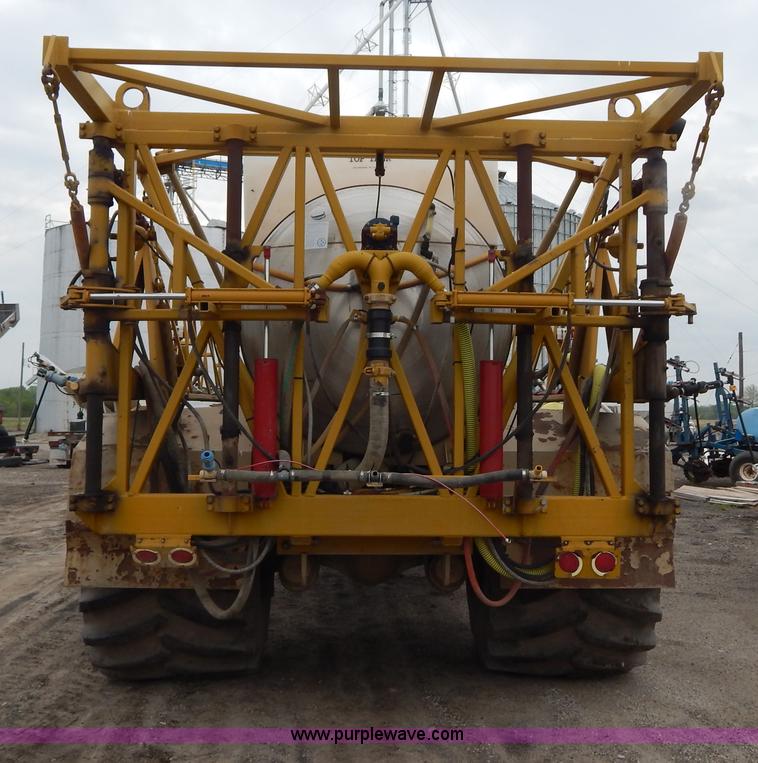 image for item H3402 Tyler Titan 3275 self-propelled sprayer