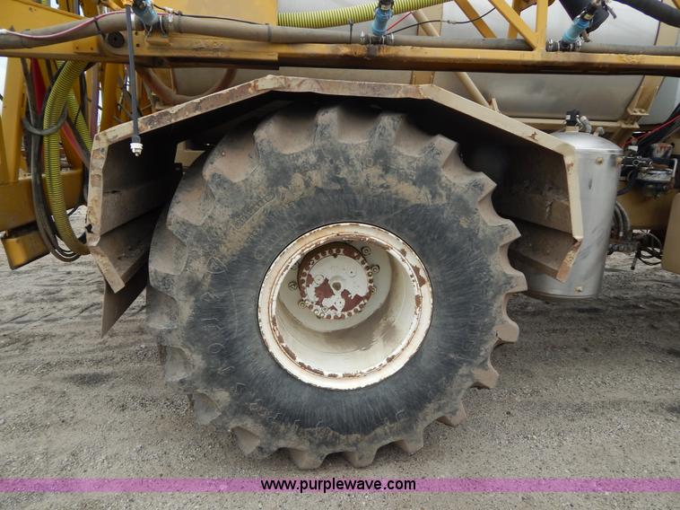 image for item H3402 Tyler Titan 3275 self-propelled sprayer