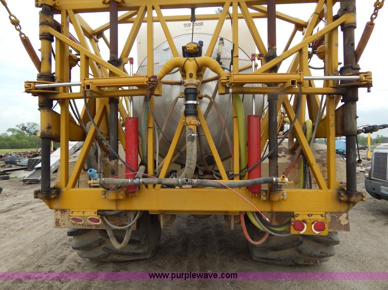 image for item H3402 Tyler Titan 3275 self-propelled sprayer