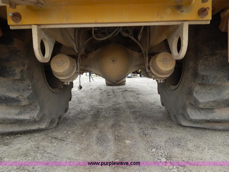 image for item H3402 Tyler Titan 3275 self-propelled sprayer