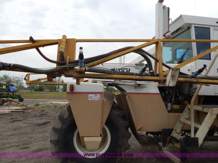 image for item H3402 Tyler Titan 3275 self-propelled sprayer