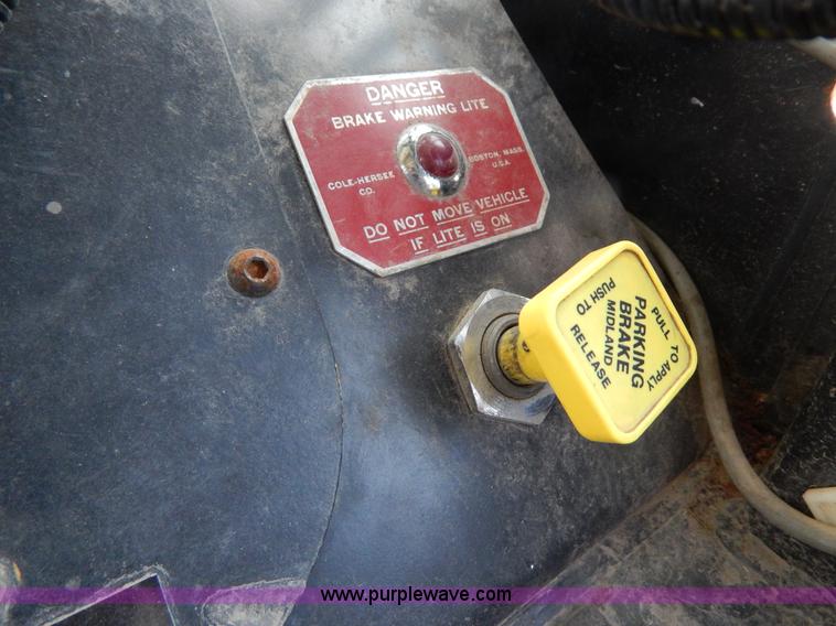 image for item H3402 Tyler Titan 3275 self-propelled sprayer